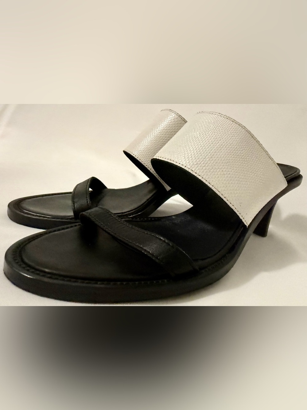 Helmut Lang Vintage Y2K Leather Band Slide Sandals Kitten Heels Black White 38.5
